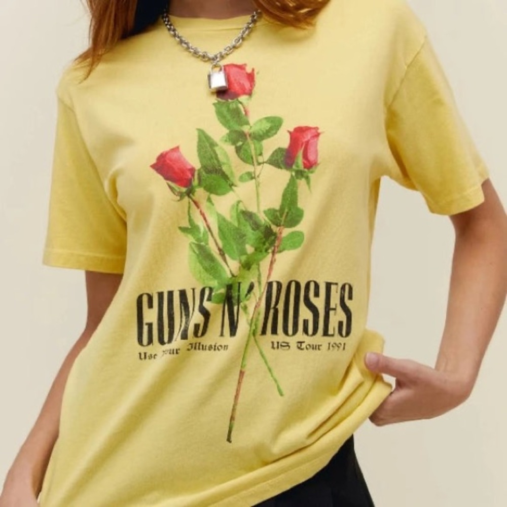 Daydreamer Yellow Graphic Tee